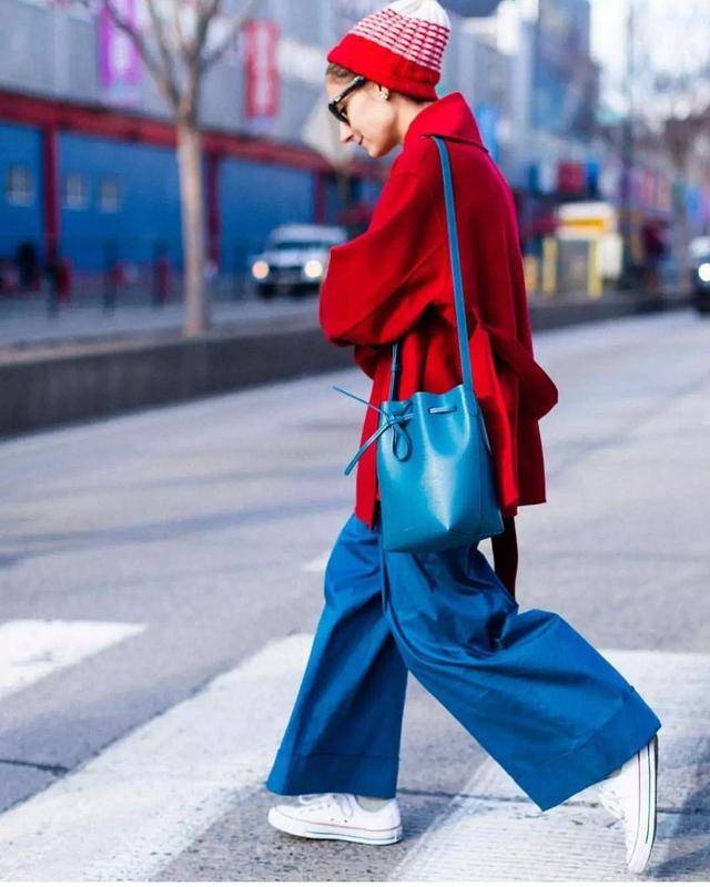 大衣|不懂配色请别乱穿!超详细的“色彩穿搭”,带你玩转秋冬大衣配色