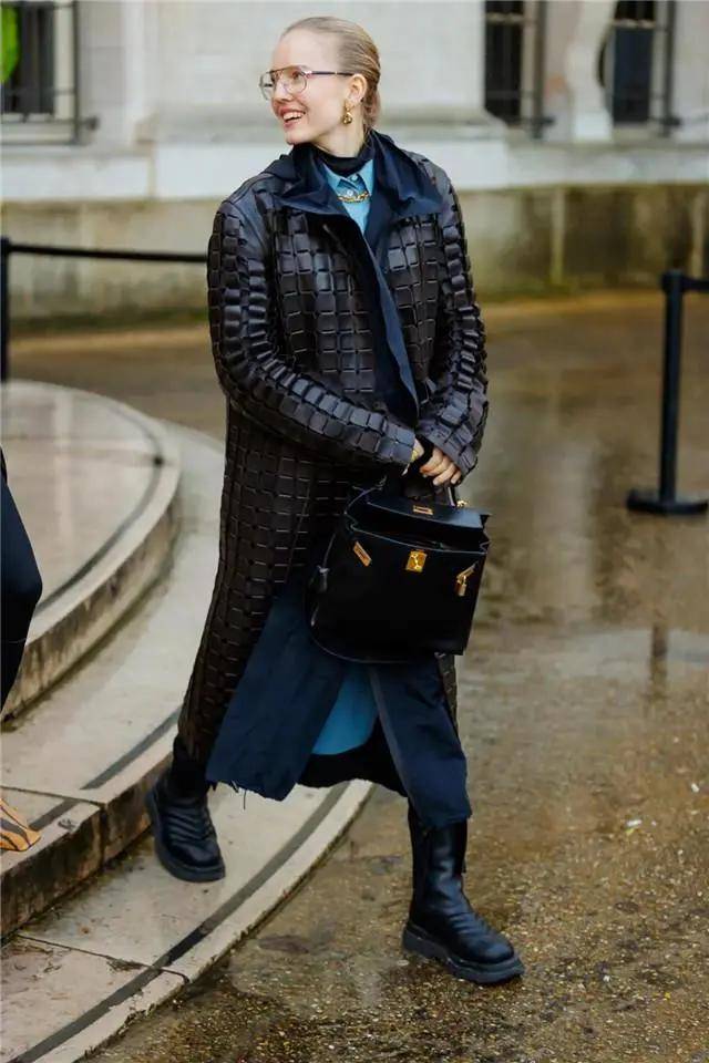 女性|讲真的,女人过了30岁,穿得像自己比像自己的年龄更重要!你是吗