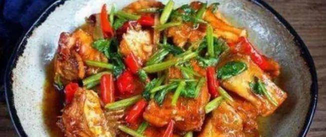 美味下饭菜口感特别好 16fab82f15b142f6b68c5fbc01dd3f01.jpeg