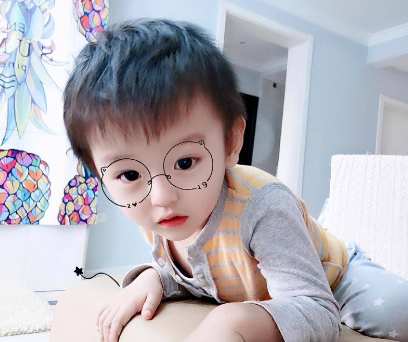 孩子|3个部位越“丑”，长大颜值越高，很少有人三条全中宝刚出生