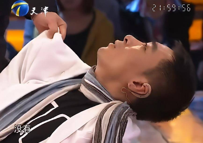 张绍刚怼撒贝宁遭千万网友抵制：滚出娱乐圈！