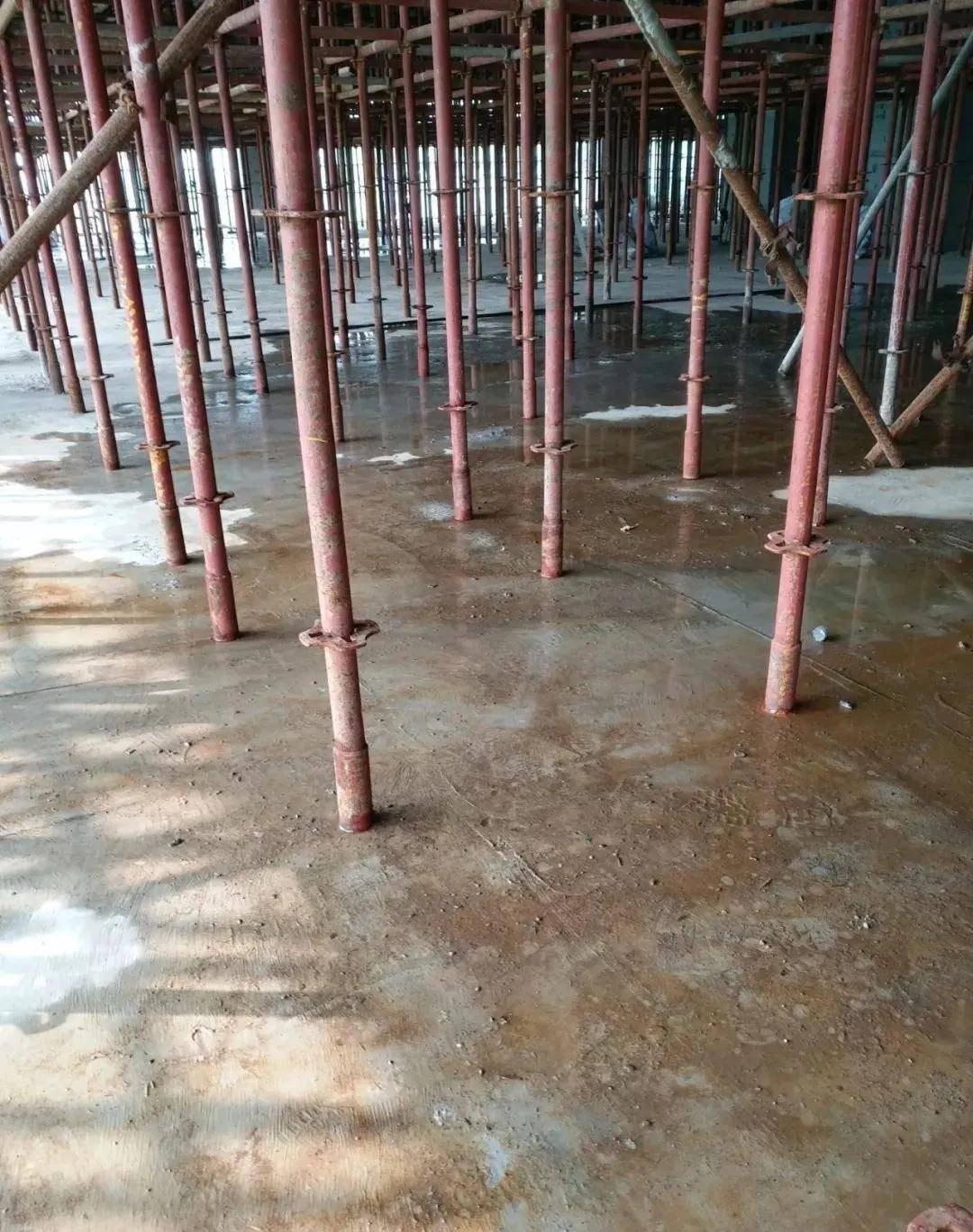 安全人“看着”都舒服的图片