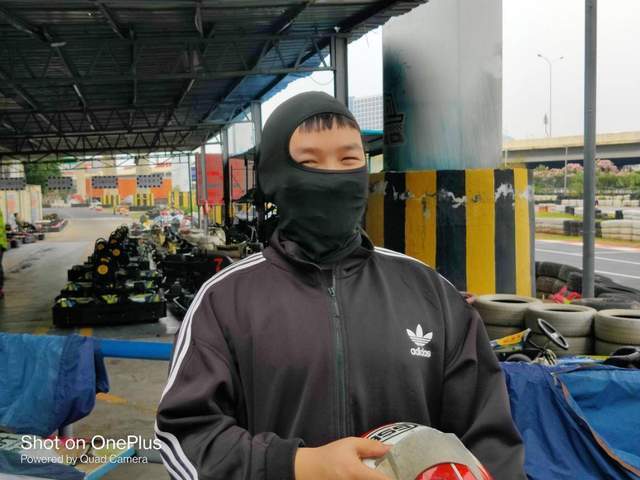 线下体验会:一加8T不将就的万圣节速跑体验