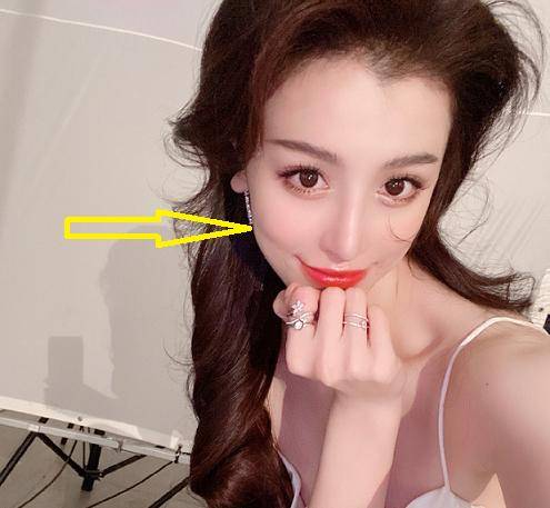 刘翔|刘翔前妻葛天晒照，29岁皮肤白皙状态佳，减重后穿衣风格变时尚