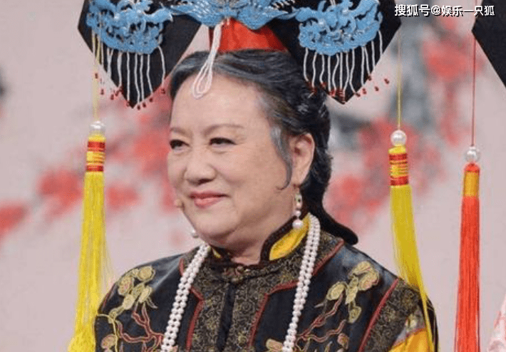 还珠格格老版老佛爷 580fcfd3fe524f1494e4eff7778cc540.png