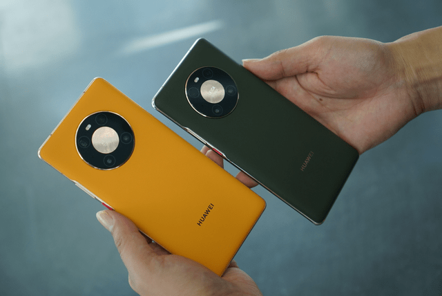 华为Mate40热度碾压iPhone 12的背后，一个没货一个畅销