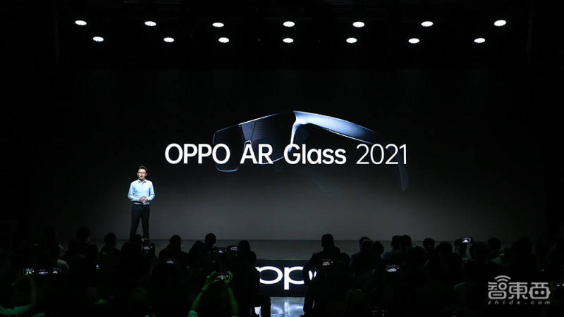 卷轴|从卷轴屏手机到CybeReal AR数字地图，OPPO 500亿研发是动真格的