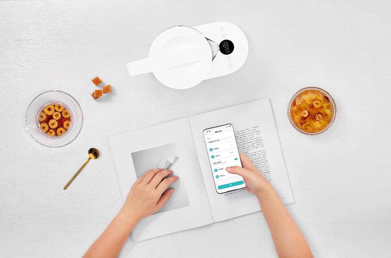 《米家智能多功能养生众筹上市，小米让你多喝热水》