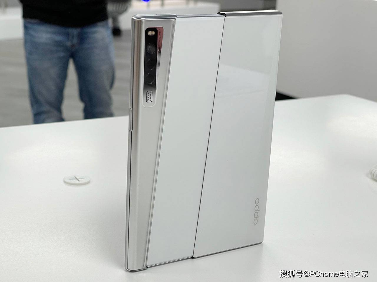 方式|创意源于技术 OPPO X 2021开创新使用方式