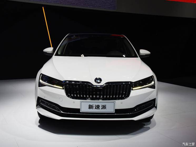 新款小轿车大全价格 e5b957ae63fa420196e771dd206c7fdf.jpeg