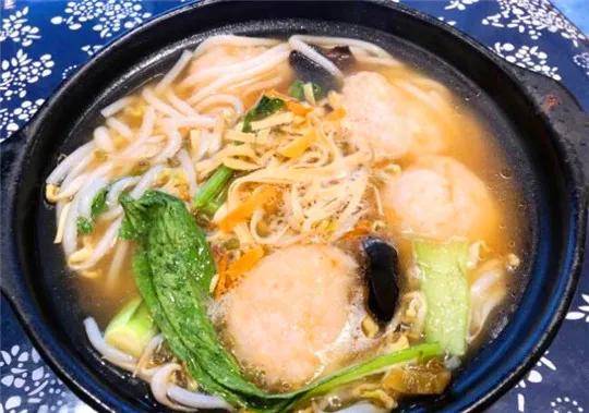 f2ff8d59d8304d719342c8ca752e204b.jpeg