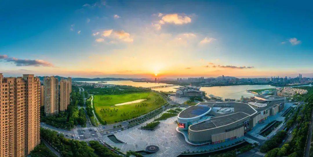 2020人均gdp中国城市_2020年中国gdp变化图