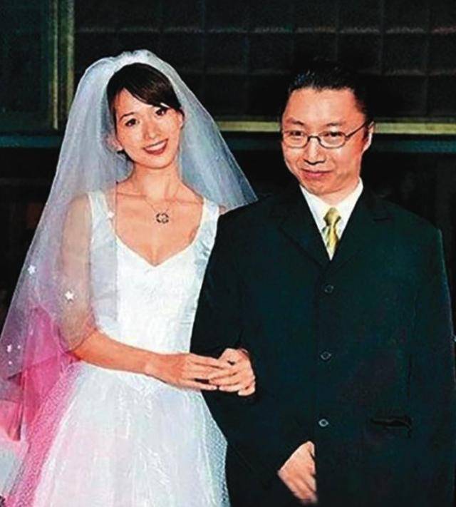 林志玲百亿前男友疑有恋情?密会小17岁白富美