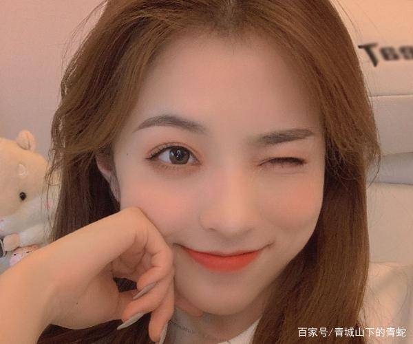 韩国男网红排行榜_韩国最新十大网红美女排行