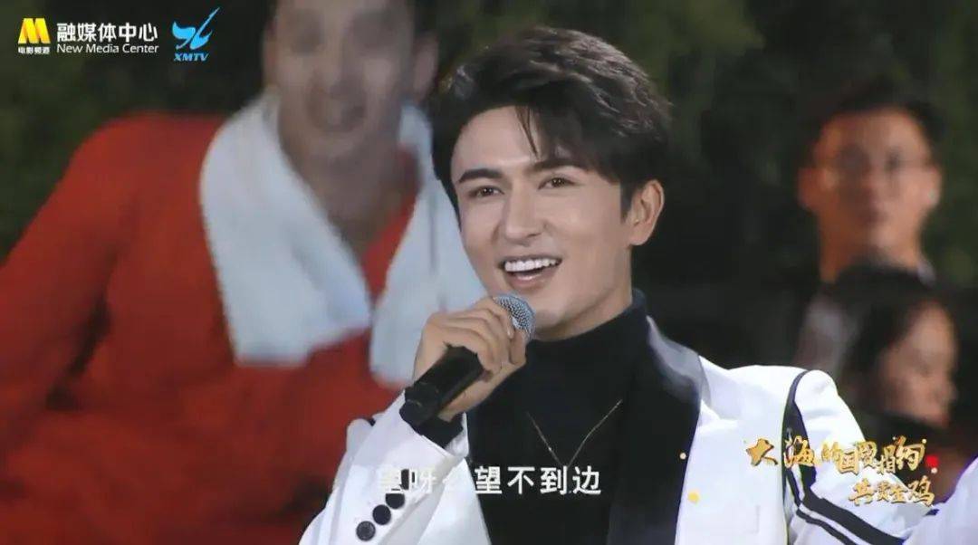 金鸡奖开幕式盘点！周深李光洁惊艳，成龙连说