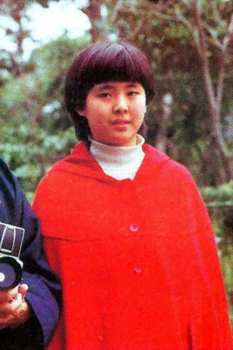 53岁王祖贤近照疯传!网友叹到:都没变化