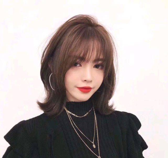 原创短发怎么烫不显老?