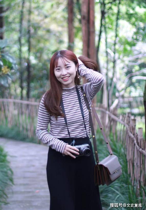 7d2be42873f74f7cbd8ac20294555b19.jpeg