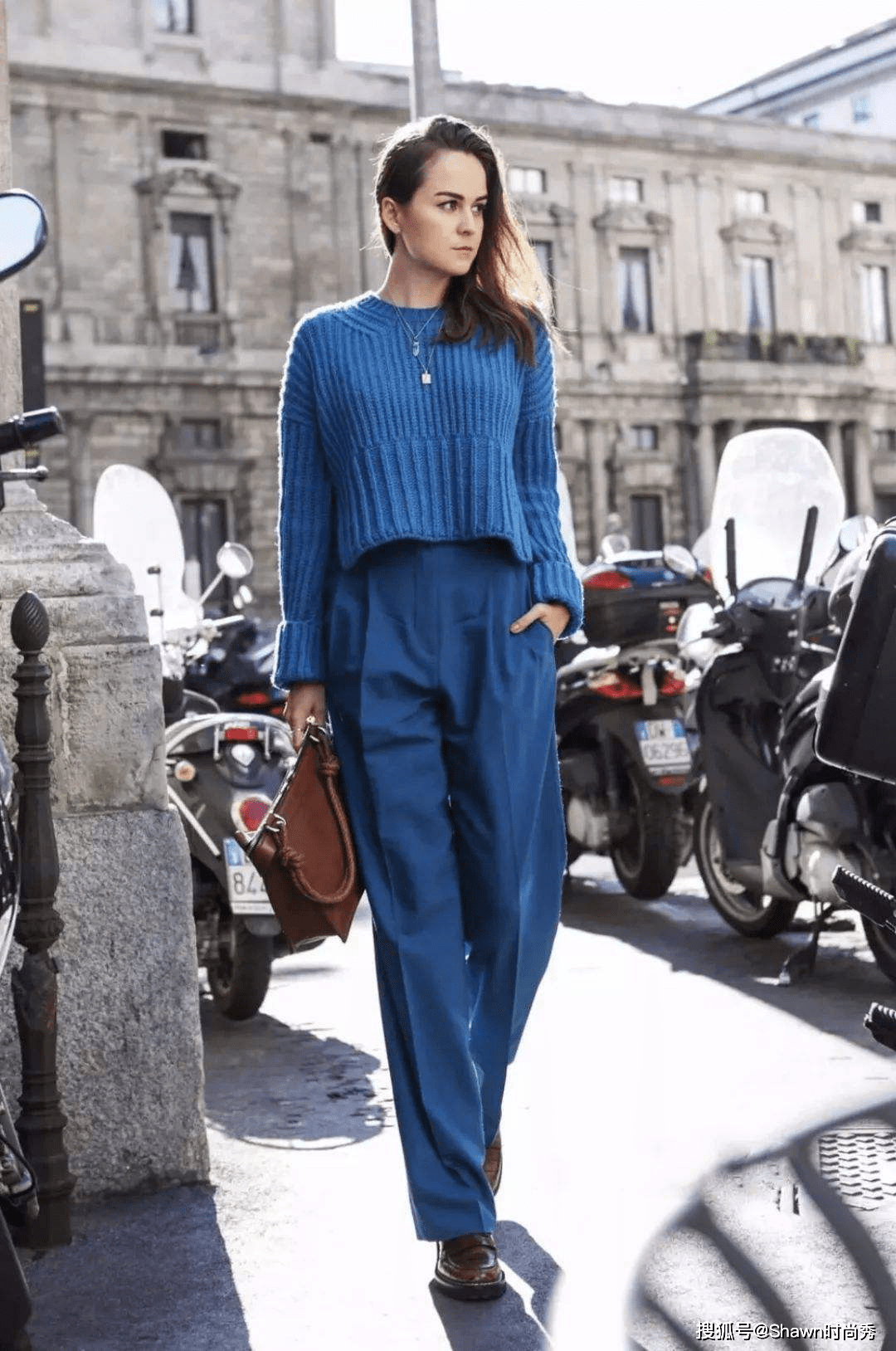 慵懒风裤子配什么上衣 2024be9ead4b468dba006c92a390189f.png