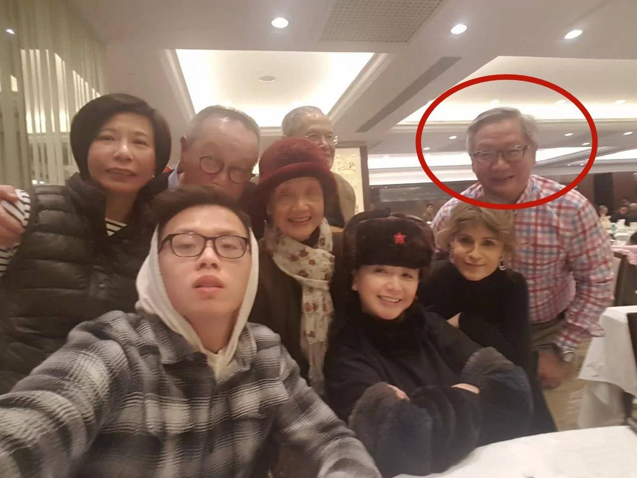 曾华倩大哥真豪气！斥资1.5亿购商厦全层，公司上市后市值20亿_搜狐网