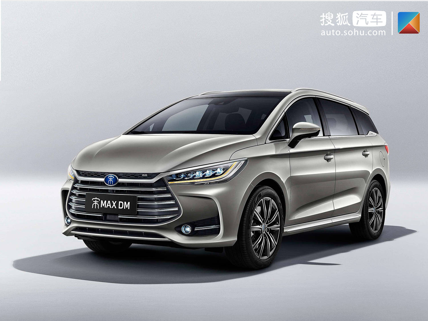 比亚迪排名_比亚迪汉(3)