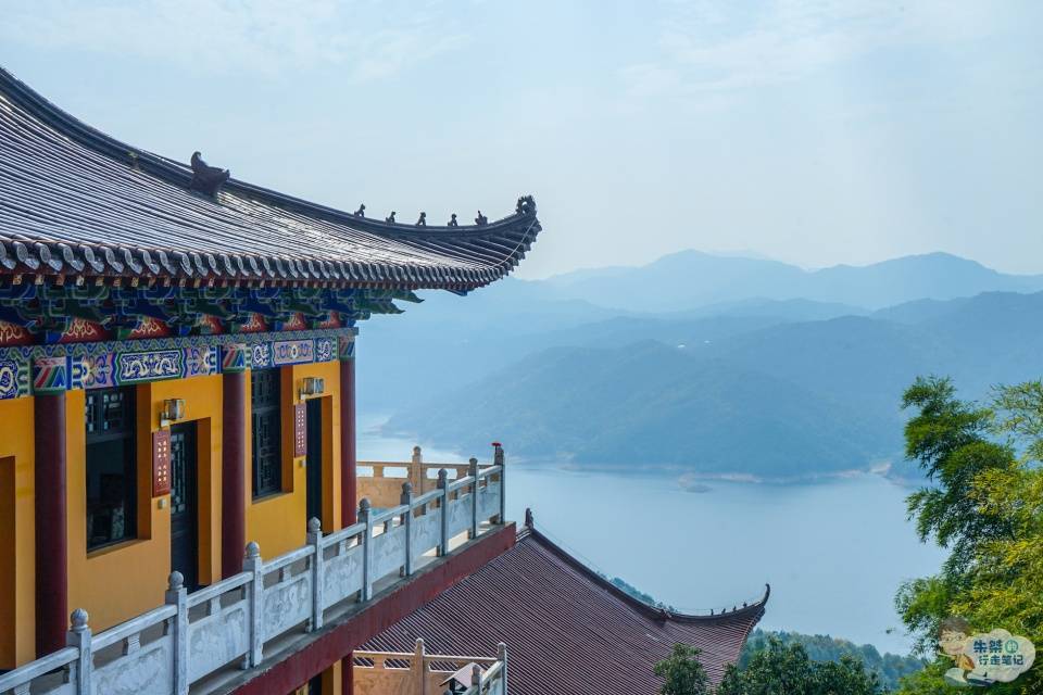 安徽相当尴尬的县城，县名与太湖同名，本地人