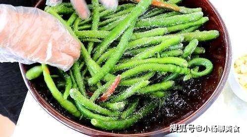 怎样腌辣椒放一年 d334a13140aa4d8992fcb75097d26569.jpeg
