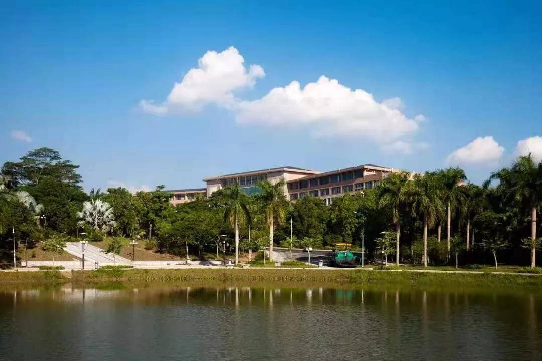 广东大学巡礼-广东文理职业学院