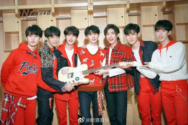 时代少年团发要你管练习室版疑似回应d社