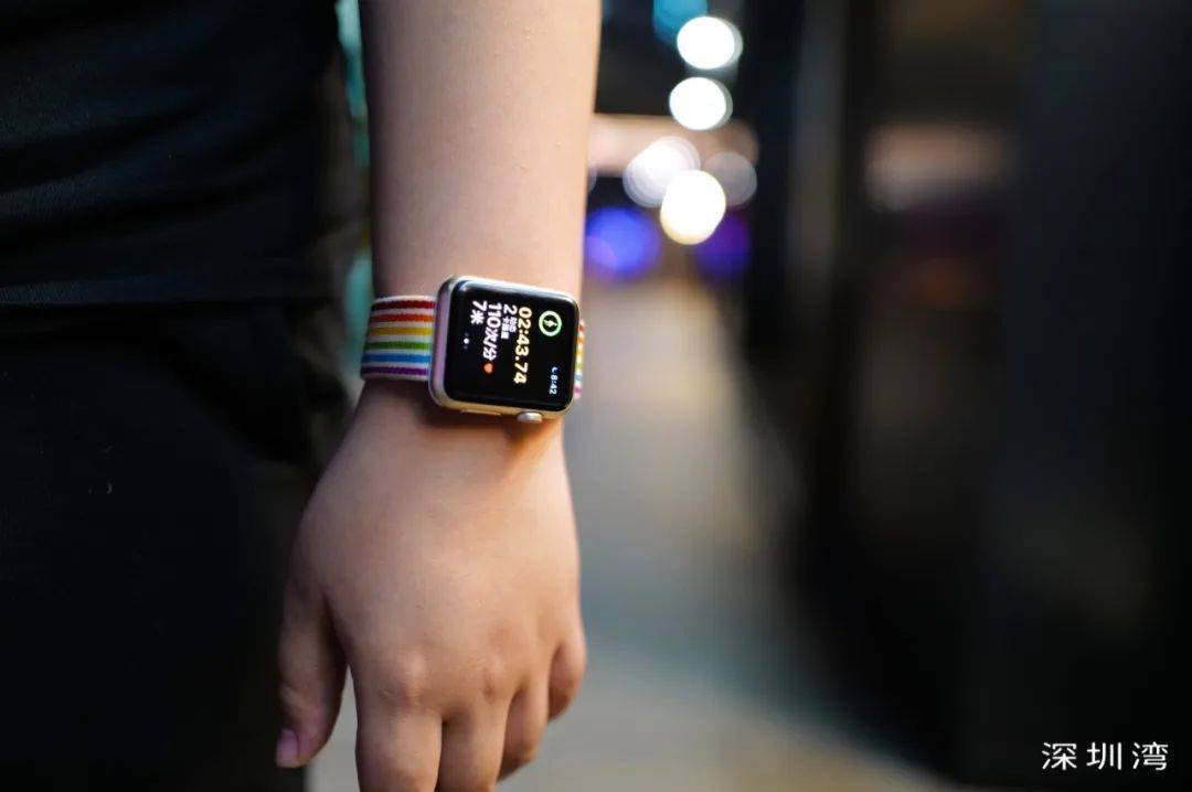功能|苹果开始向你家人推介 Apple Watch，但别指望熊孩子能记得每天充电！