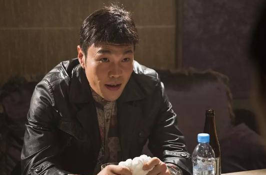 腐漫画排行榜_一级机密:反腐电影,把官场的黑暗腐败表现的栩栩如生,强烈推荐