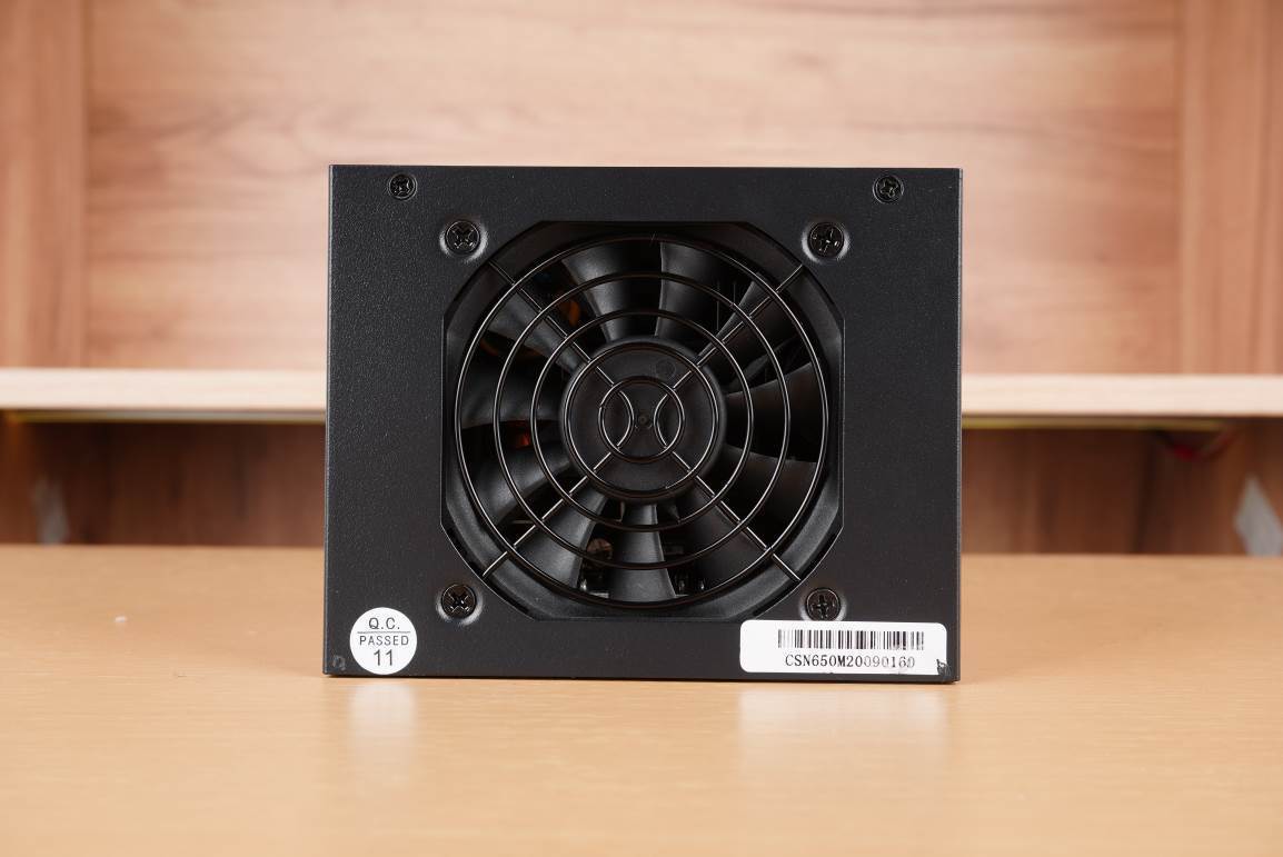 最便宜的水冷机箱 cd8f60353ca74971959de7699938ed80.jpeg