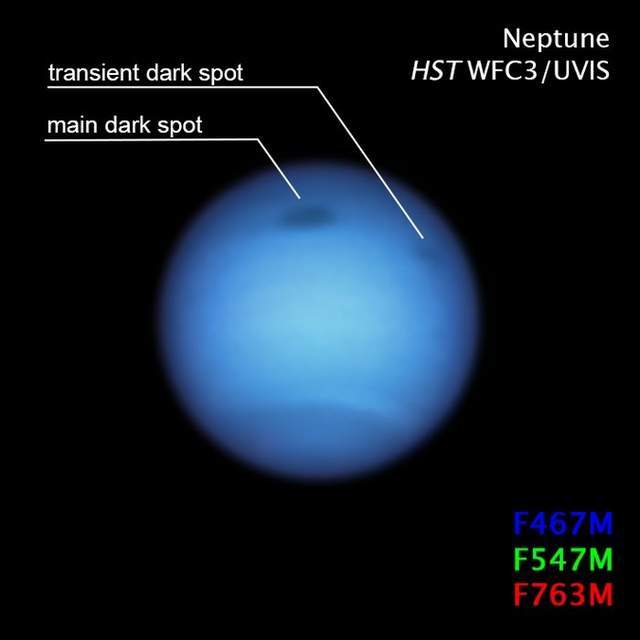 海王星上的大黑斑不仅分流了连方向也改变了