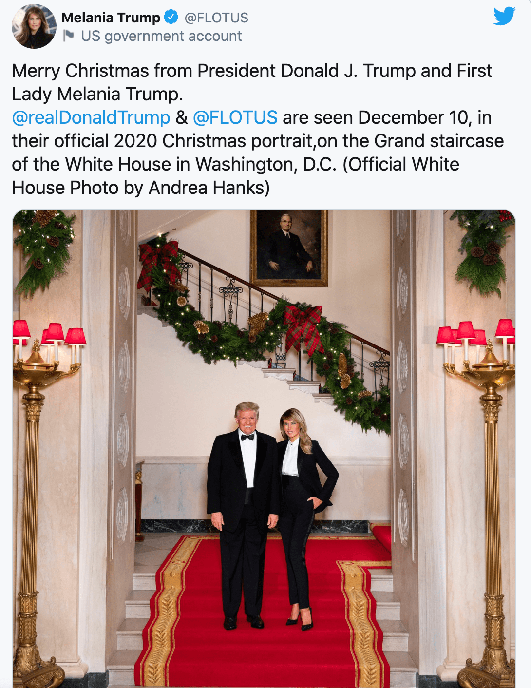 梅拉尼娅在推特上写道,"唐纳德·特朗普总统与第一夫人梅拉尼娅