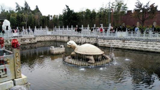 斩蛇什么成语_成语故事简笔画