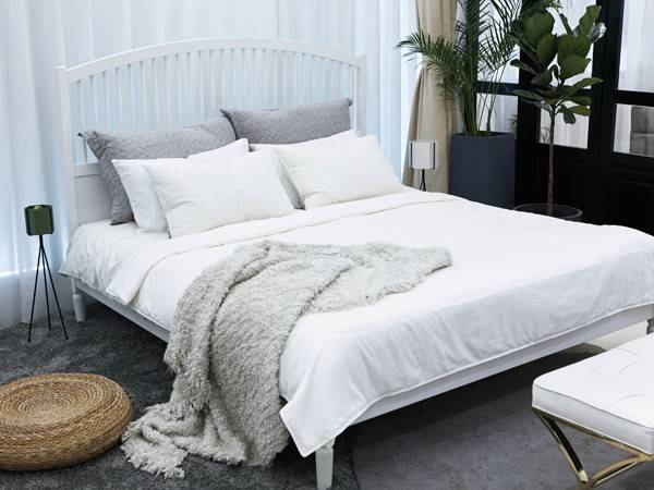 铺床单小妙招 8e2e6a09c929456fb80b4c459bcd7a51.jpeg