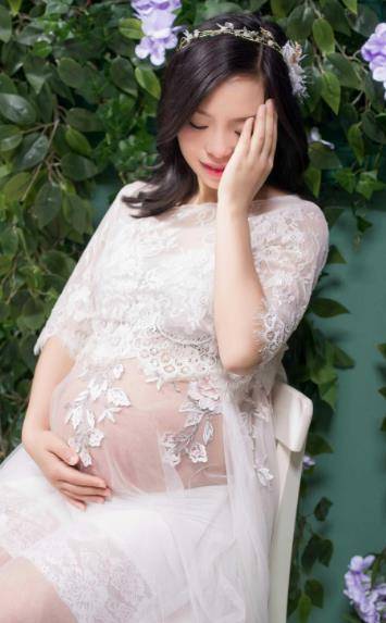 原创95后孕妈朋友圈晒孕妇照没人祝福反被骂还被丈夫说不要脸