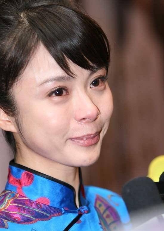原创杨若兮:前任刘威大23岁,现任连奕名大8岁,结婚生子淡出演艺圈