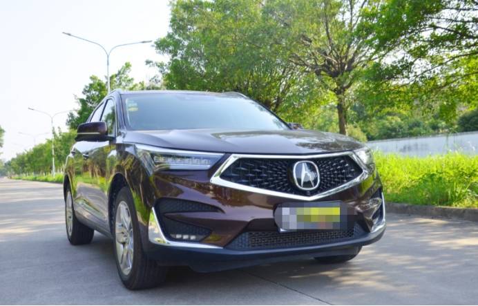 30万元的suv车排行榜_又大又好看30万元以内高颜值城市SUV推荐