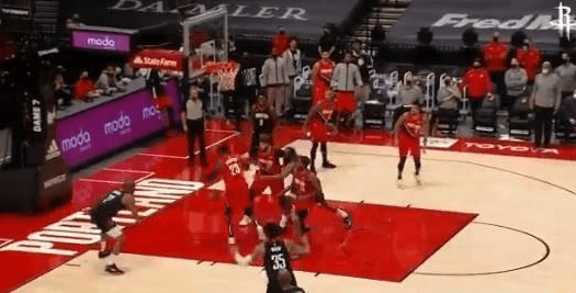 火箭交易方案出炉 0e3152ff9f4c4da189246df63b0c7c70.png