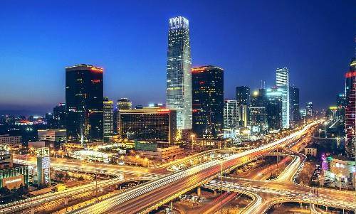 
未来30中国都会排名：上海经济生长将逾越北京！‘开云体验app官网入口’(图2)