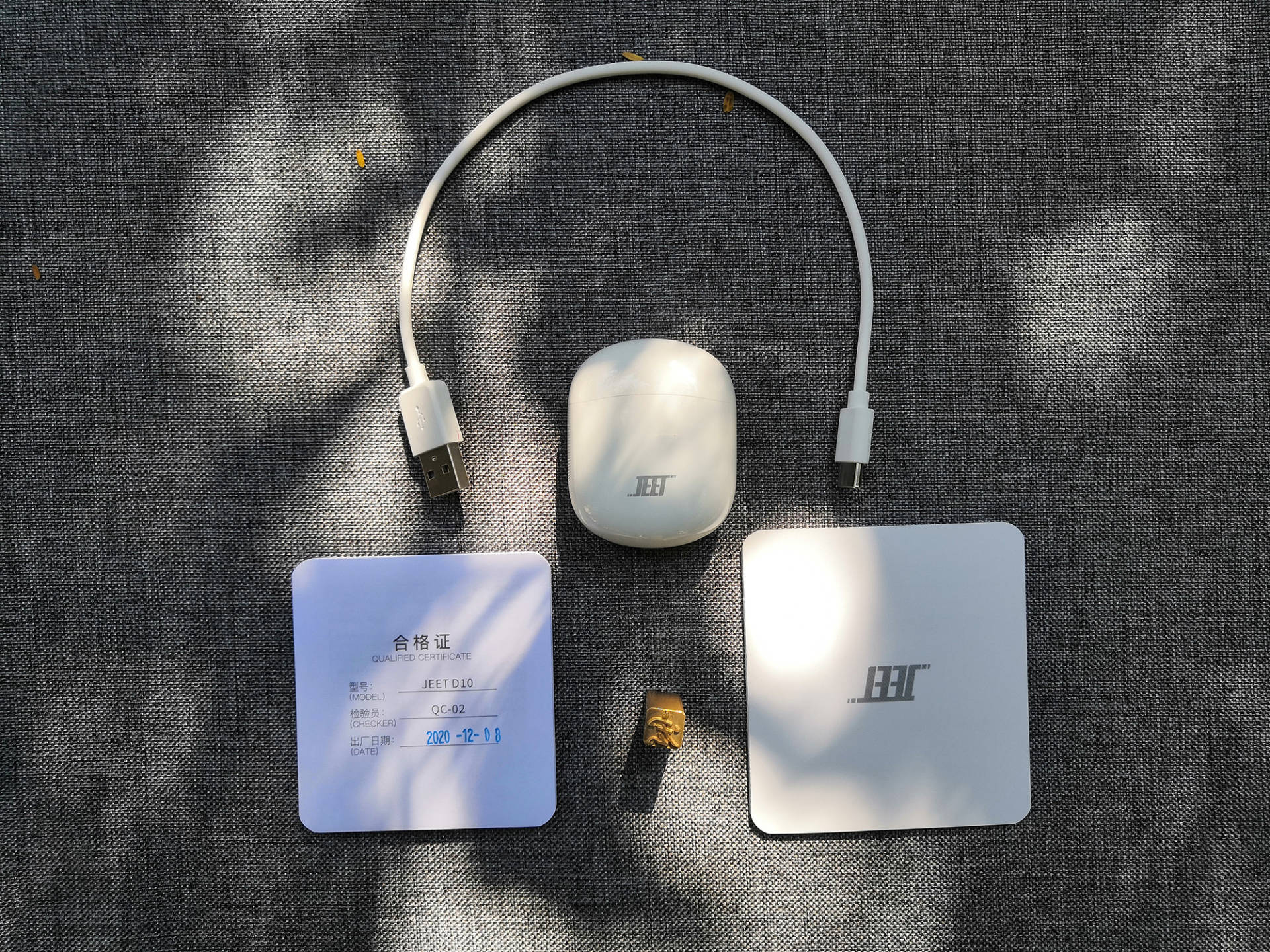 方面|精致圆润有点小特别，JEET ONE蓝牙耳机体验，性价比怎样?