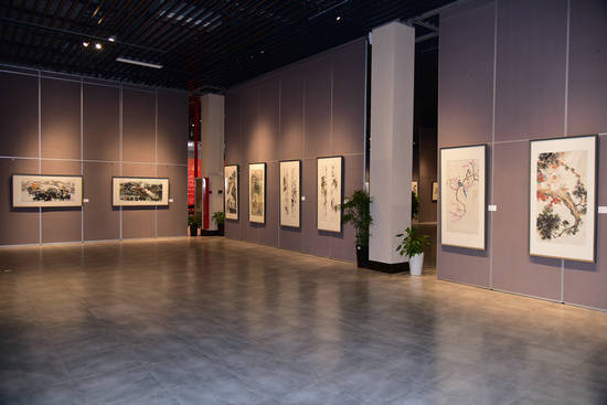 “唐诗之路——恒大 · 当代中国画名家邀请展”在嵊州文创主题馆举办
