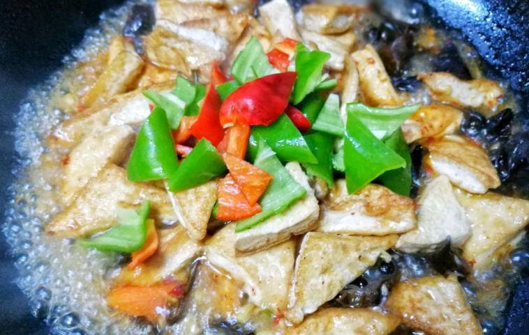 如何做家常豆腐碎 22acf990f968459390dfa63b13b7e291.jpeg
