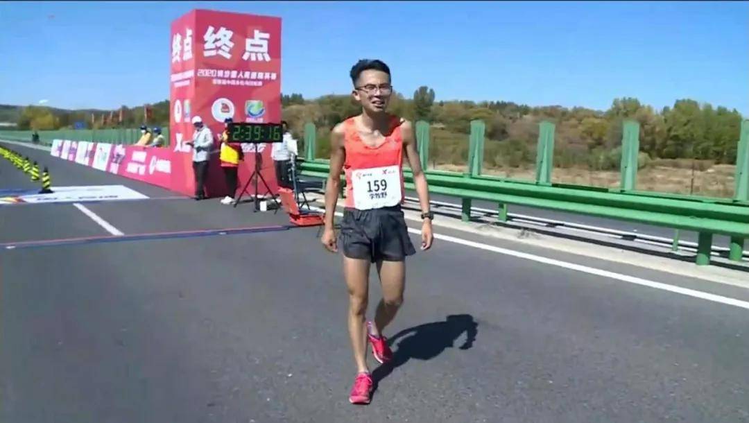 从跑者到人物丨kinetik精英战队让跑步赛场星光璀璨
