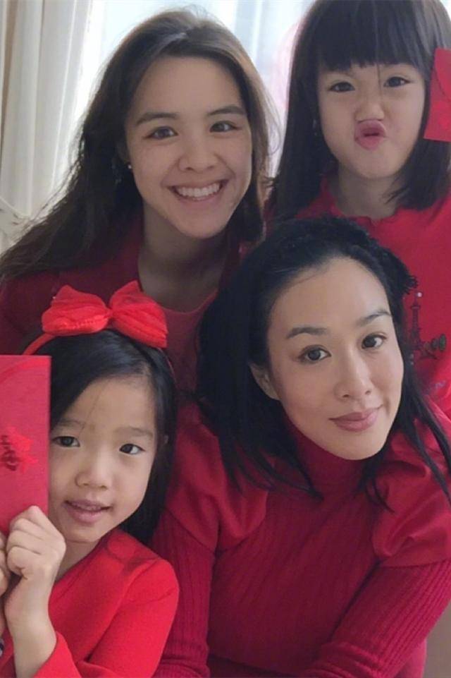 同一母亲的孩子颜值差距能有多大?钟丽缇3个女儿告诉你,真不小