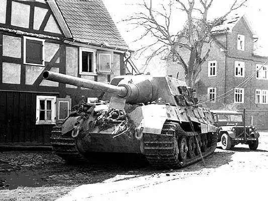 二战德军豹之绝唱“黑豹”II中型坦克_炮塔