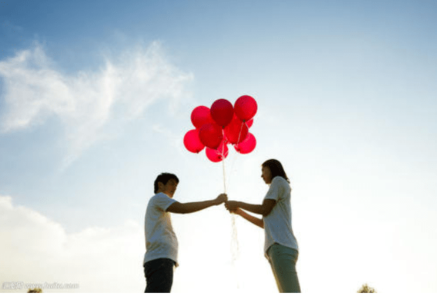 真正的爱情是怎么样的呢 0cc3c92708254a549d72a47a9ee2f561.png