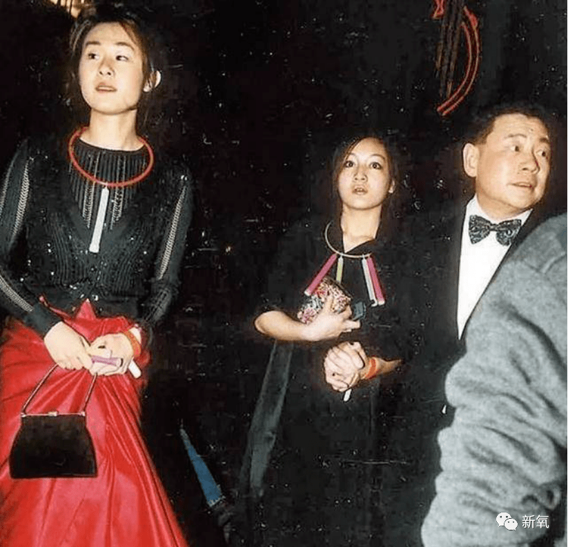 史上最丑小三 56e0c42fa5134f928aaba57ac8a9e005.png