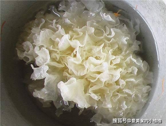 银耳熬出胶才有营养吗 da1d580c706d4a52afdbc7c9f55c1a8d.jpeg